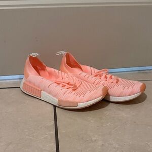 Adidas Women's Coral Sneakers